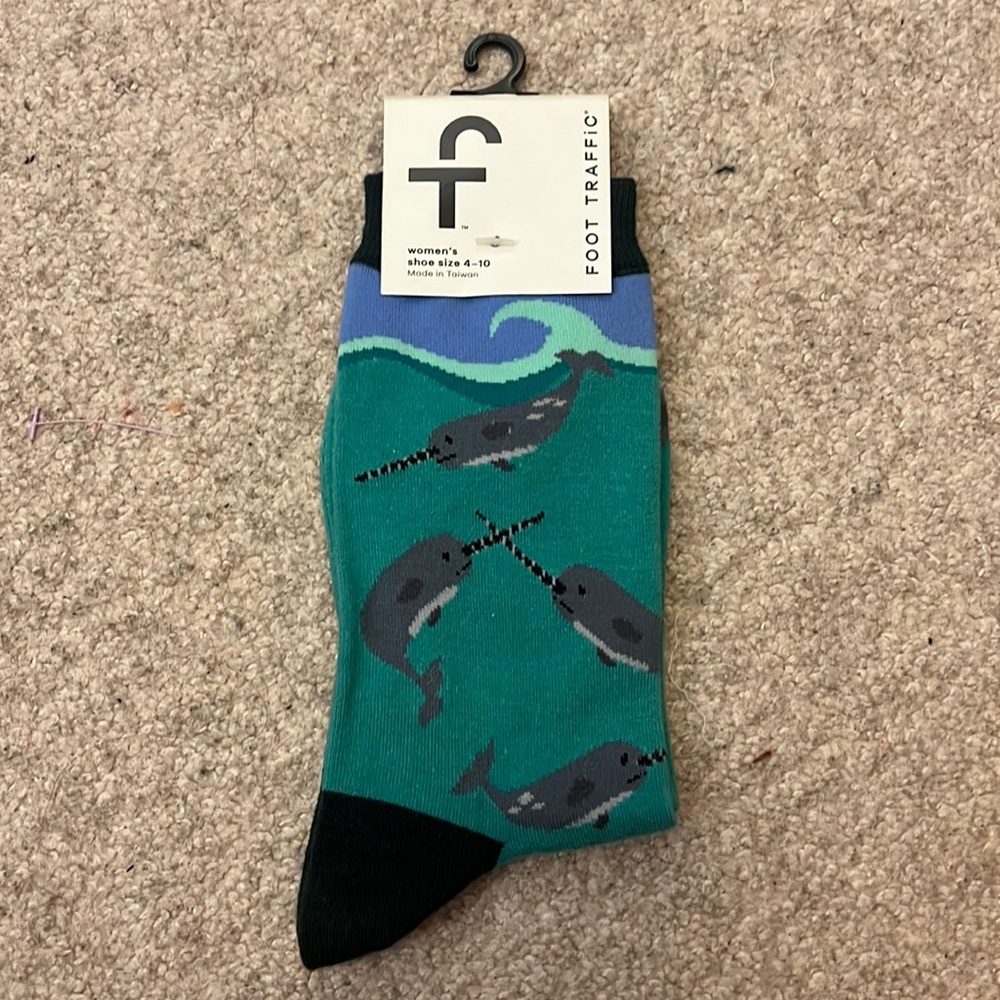 Foot traffic Narwhals socks